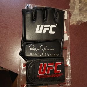 UFC Glove signed and inscribed by Royce Gracie